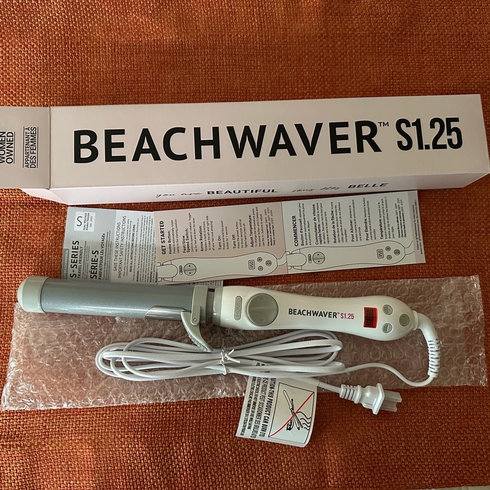 The Beachwaver Co. Pro. 1.25" new in box